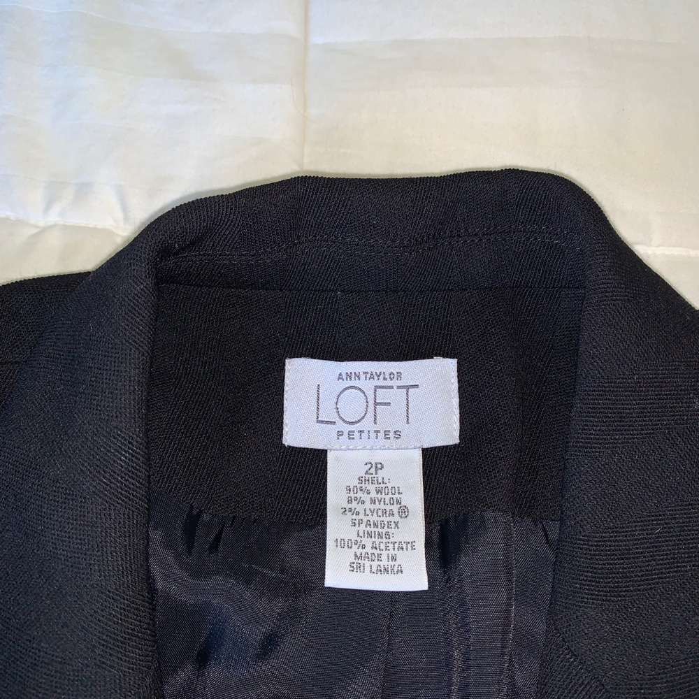 LOFT Blazer - Picture 2 of 3